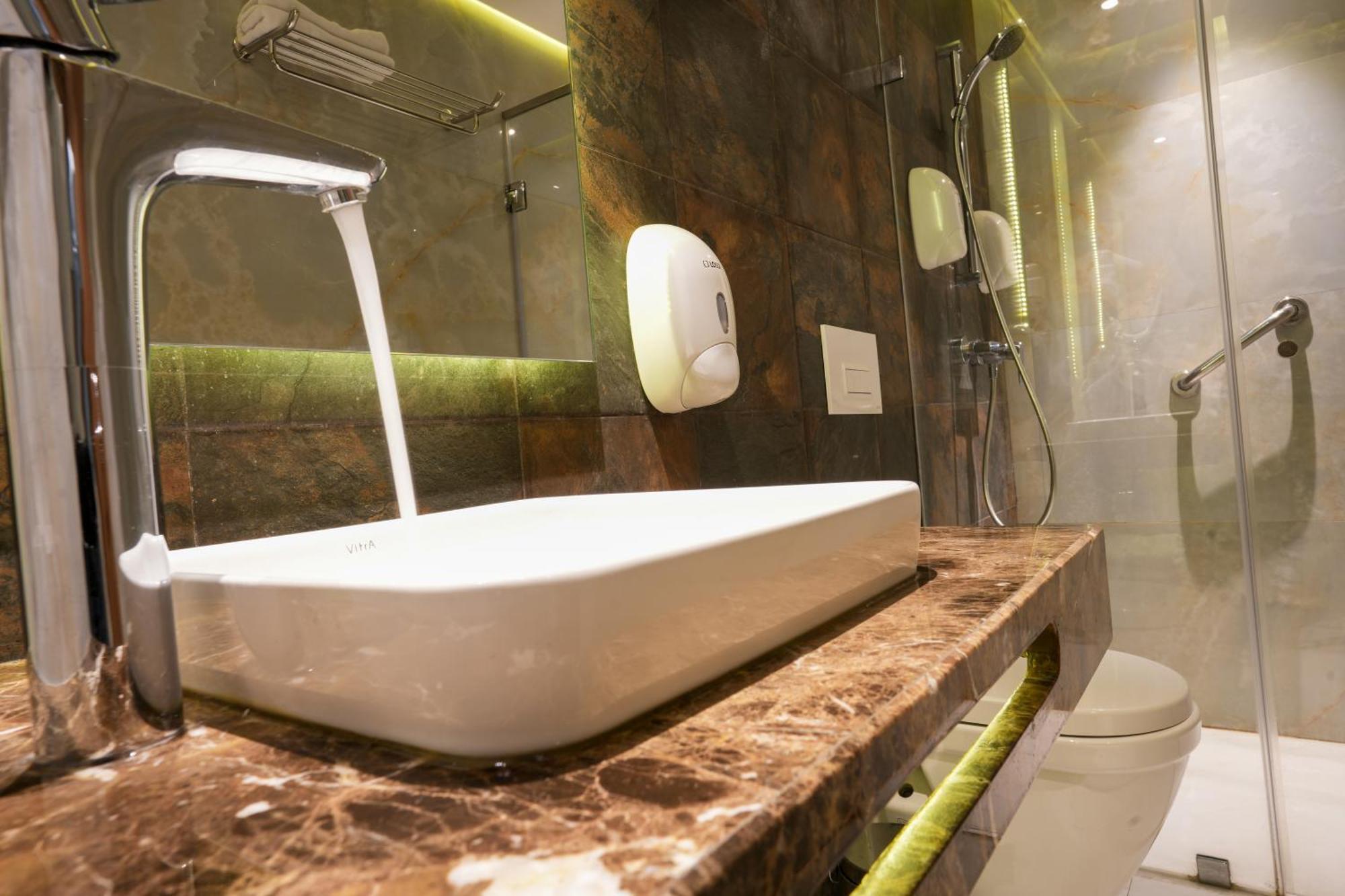 First Suites Hôtel NEW OPENING Rabat Exterior foto