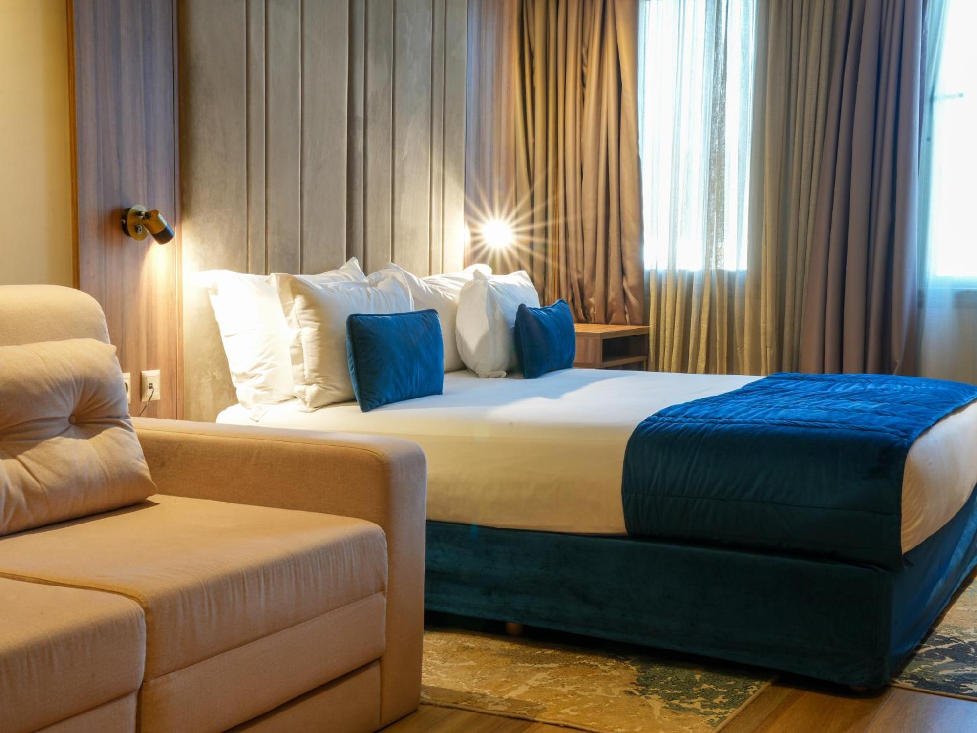 First Suites Hôtel NEW OPENING Rabat Exterior foto