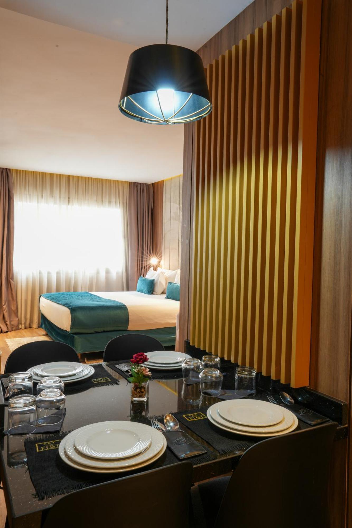 First Suites Hôtel NEW OPENING Rabat Exterior foto